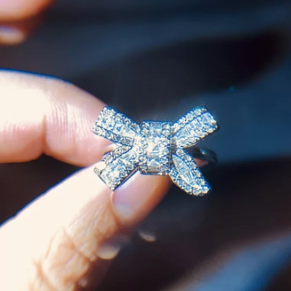 Sterling silver bow shiny ring - Picture 4 of 4